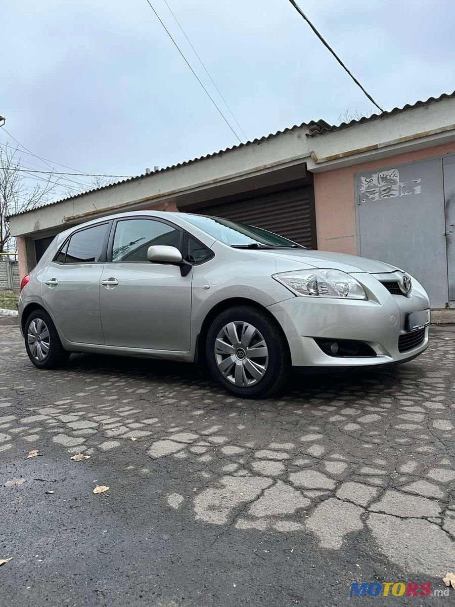 2008' Toyota Auris photo #5