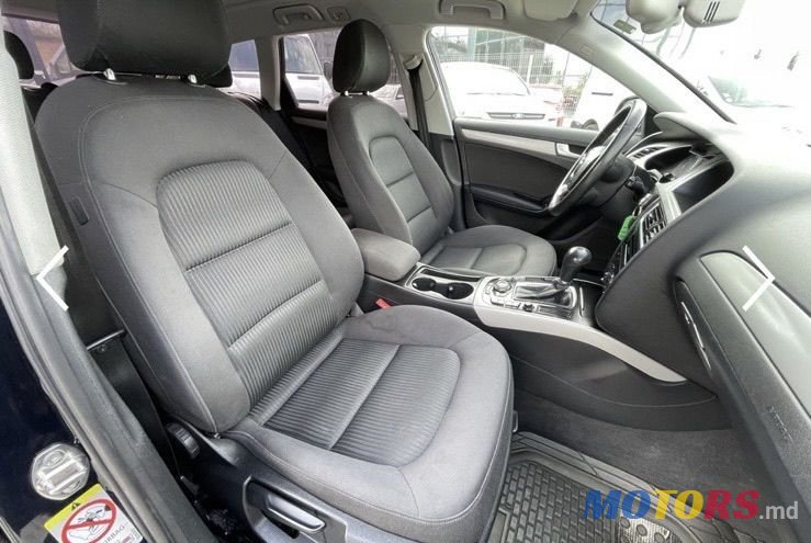 2011' Audi A4 photo #5