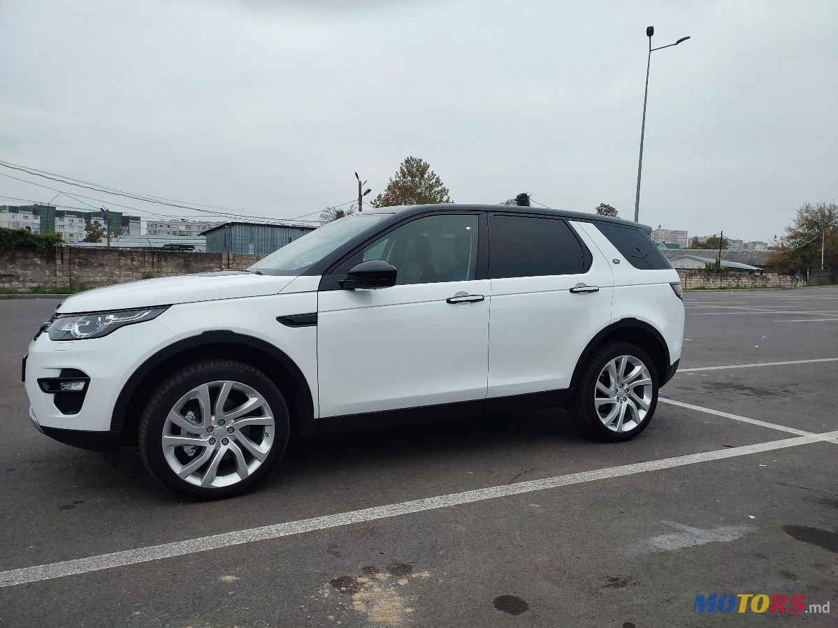 2015' Land Rover Discovery Sport photo #1
