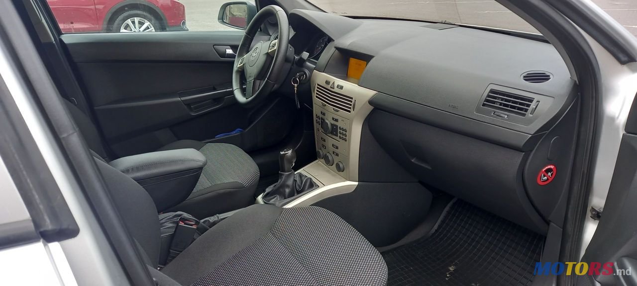 2007' Opel Astra photo #3