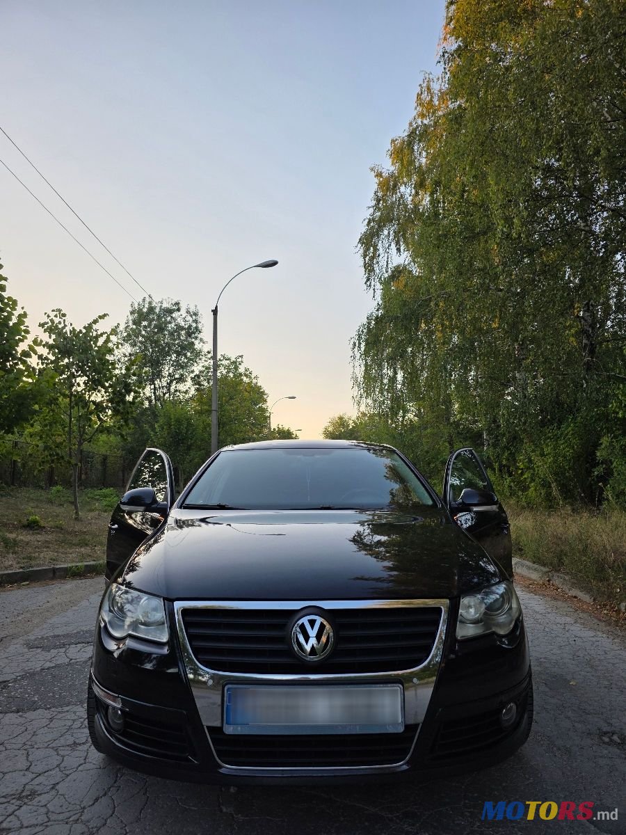 2010' Volkswagen Passat photo #6