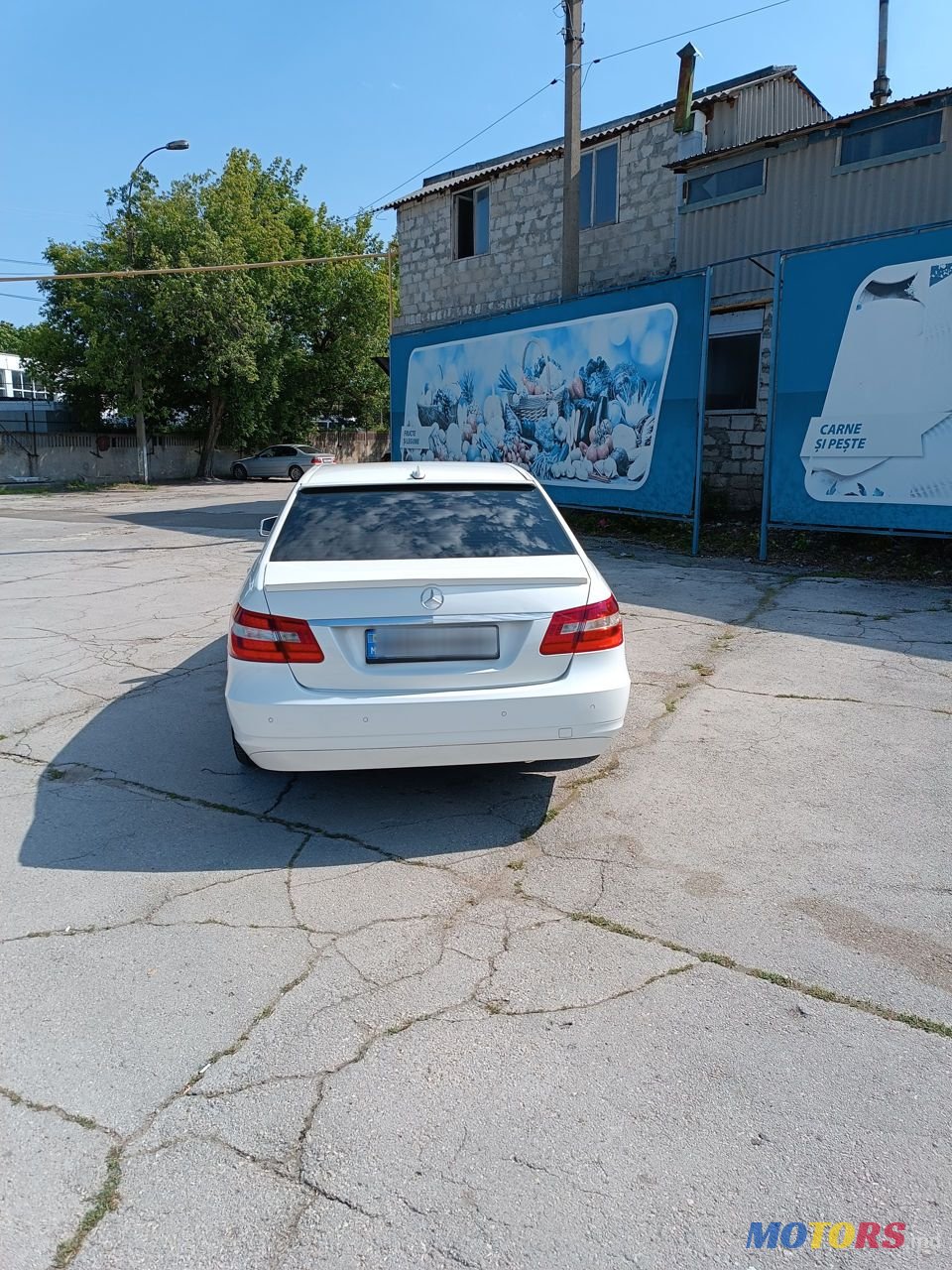 2010' Mercedes-Benz E-Class photo #4