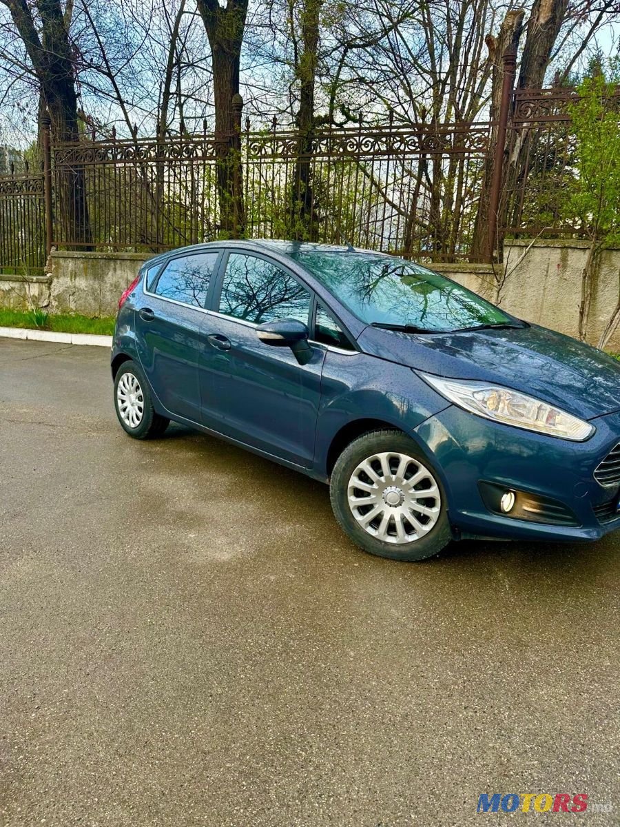 2014' Ford Fiesta photo #2