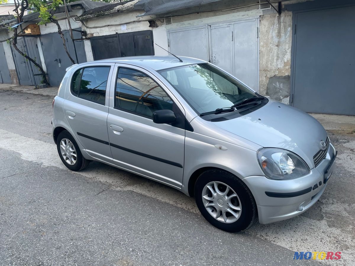 2001' Toyota Yaris photo #2