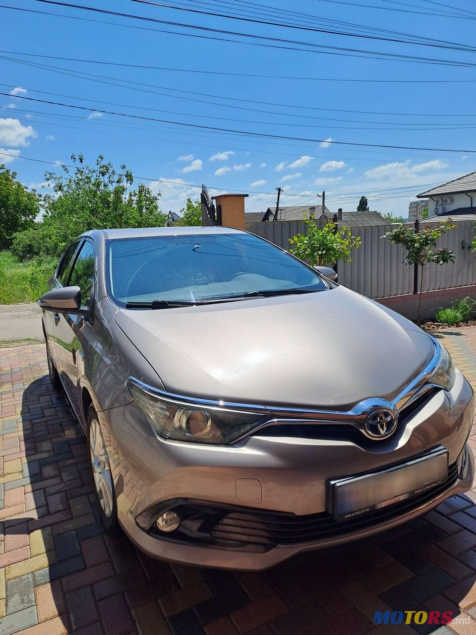 2016' Toyota Auris photo #2