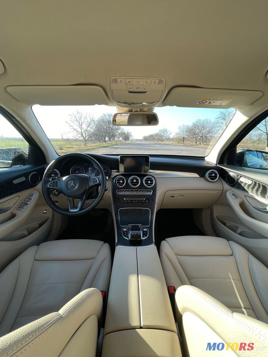 2018' Mercedes-Benz GLC photo #6