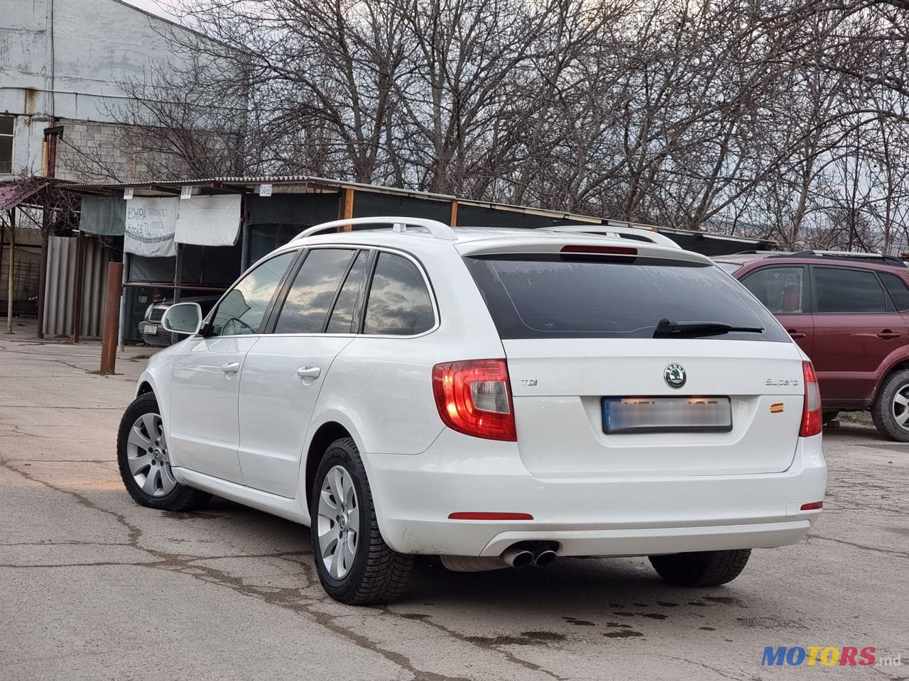 2012' Skoda Superb photo #5