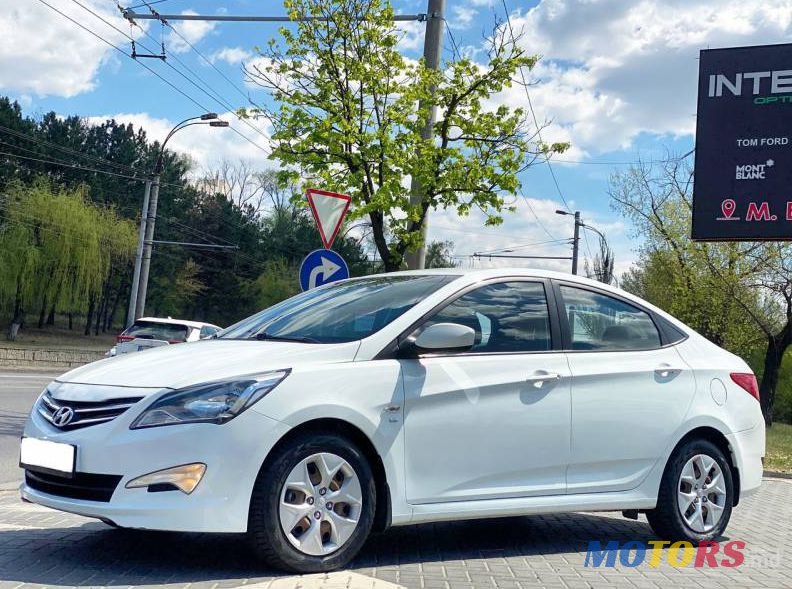 2016' Hyundai Accent photo #4