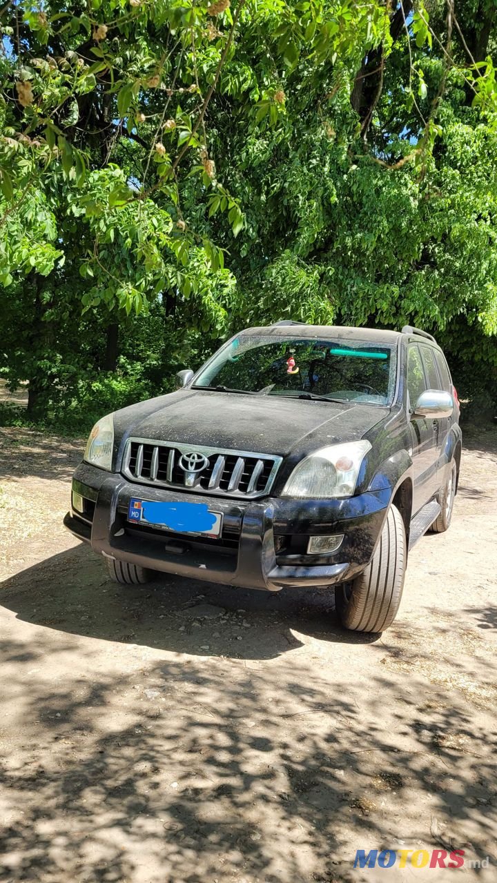 2004' Toyota Land Cruiser Prado photo #1