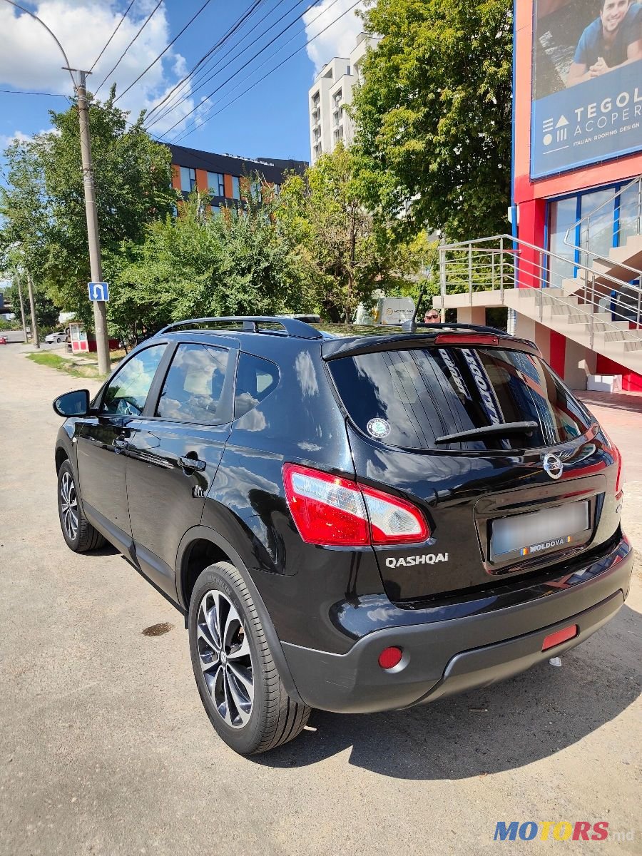 2013' Nissan Qashqai photo #1