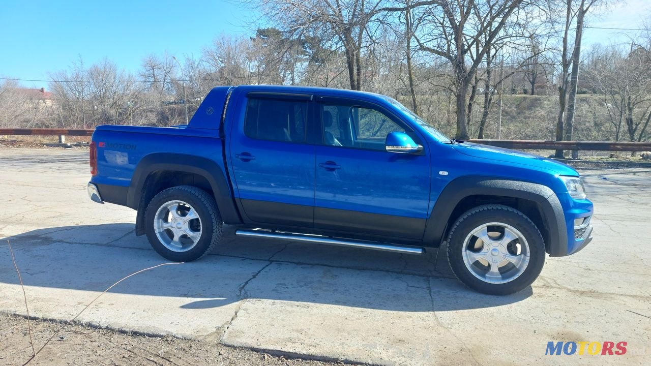 2018' Volkswagen Amarok photo #1