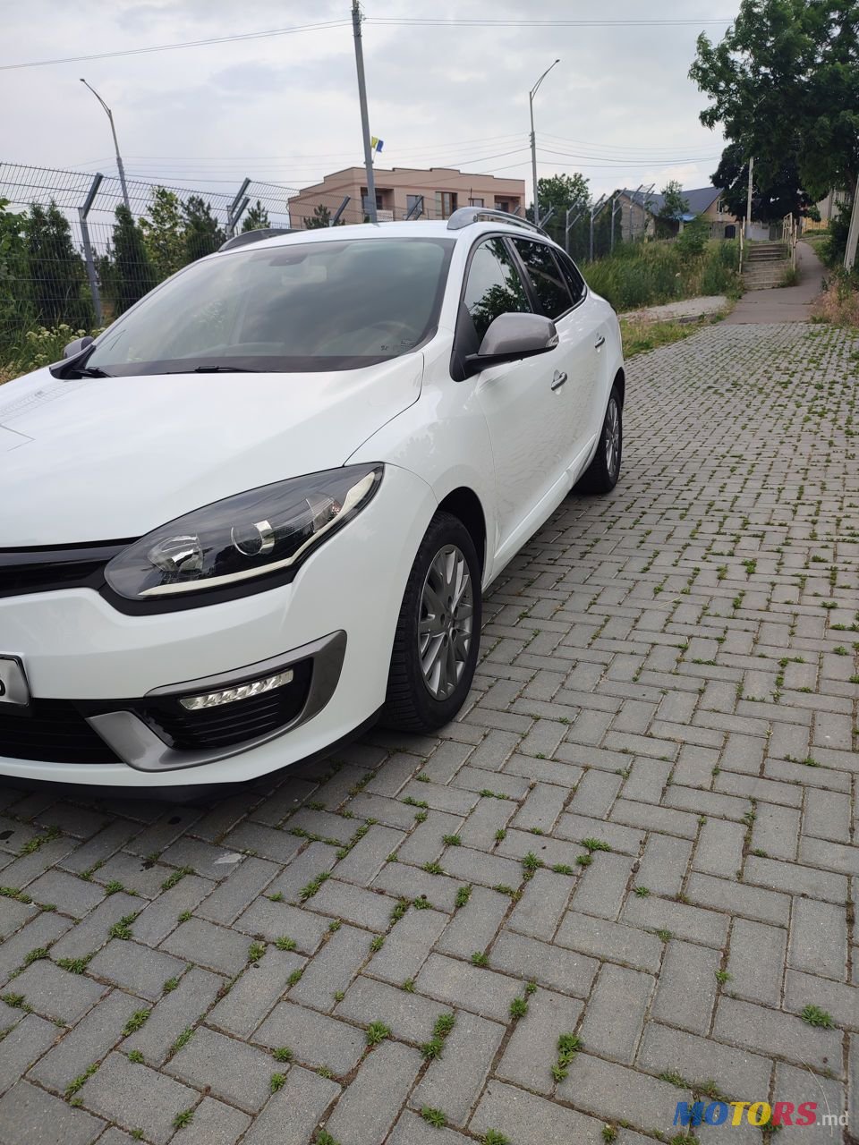 2014' Renault Megane photo #3