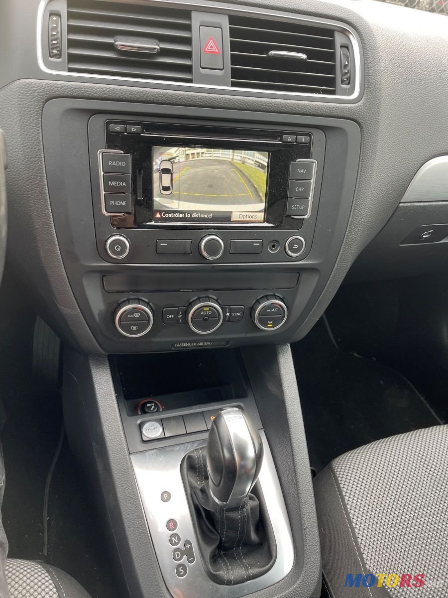 2014' Volkswagen Jetta photo #6