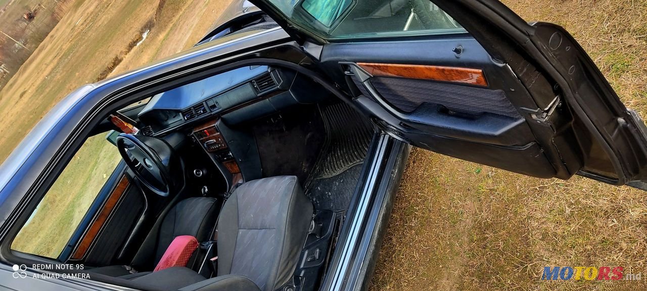 1993' Mercedes-Benz E Класс photo #5