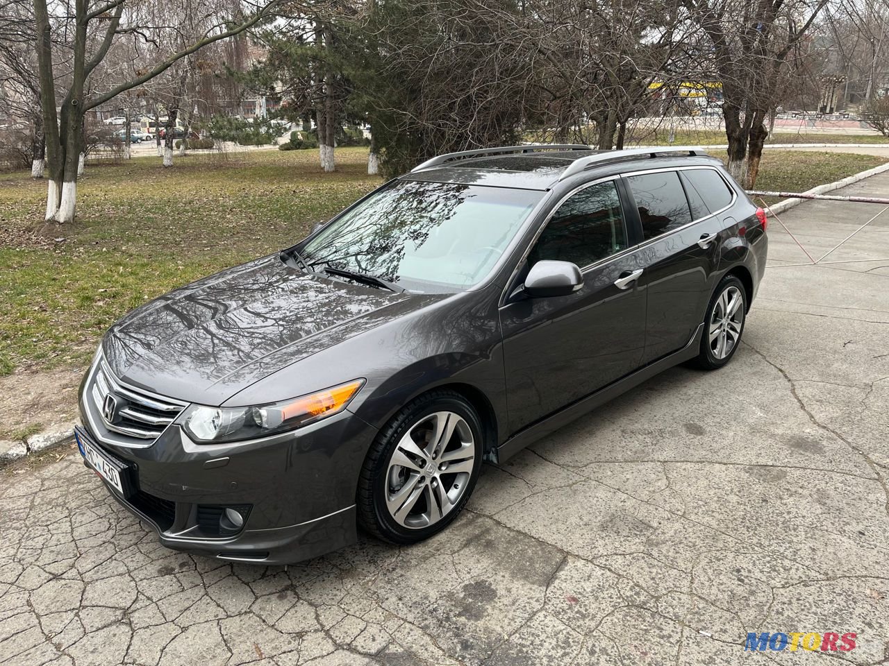 2010' Honda Accord photo #2