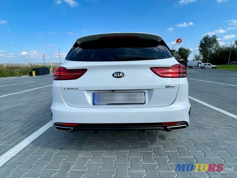 2021' Kia Ceed photo #5