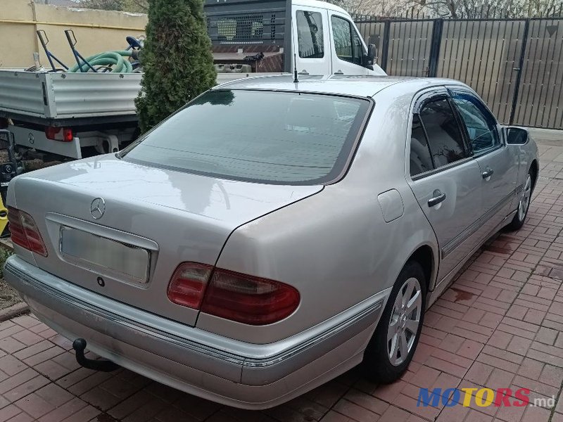 1999' Mercedes-Benz E-Class photo #4