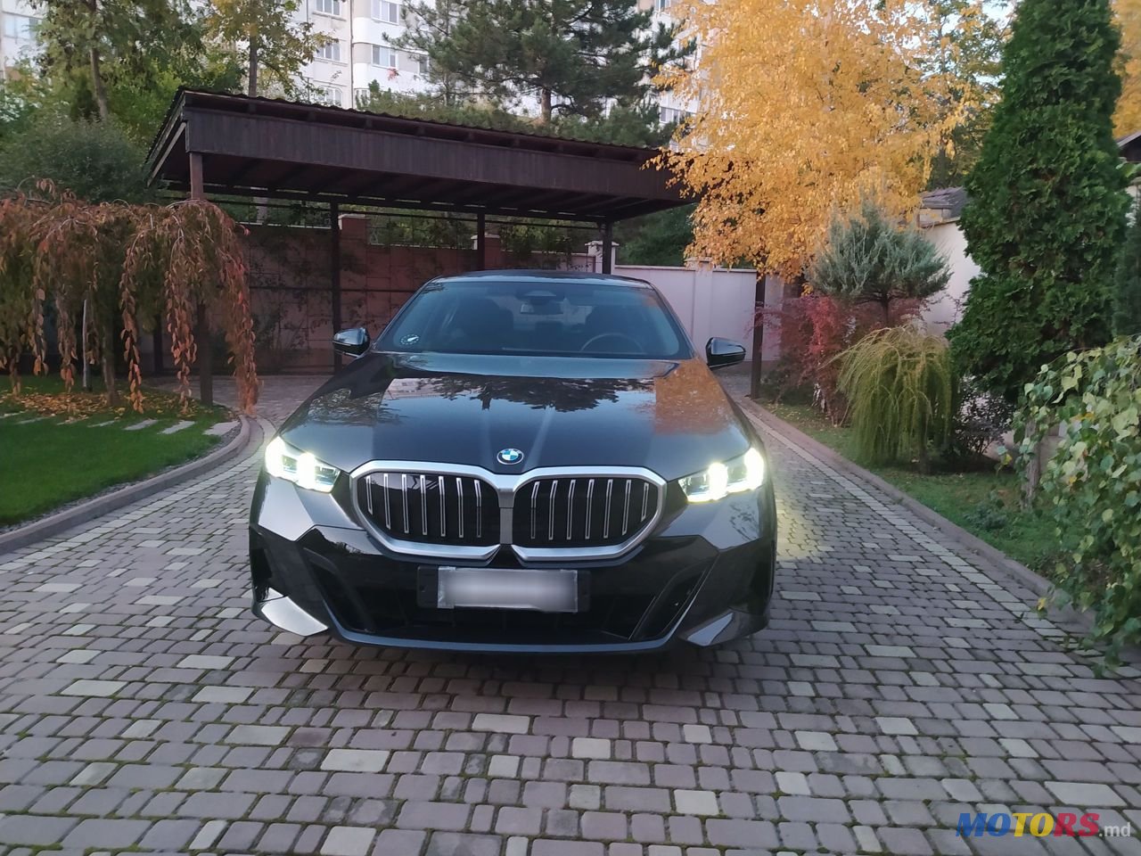 2024' BMW 5 Series photo #4