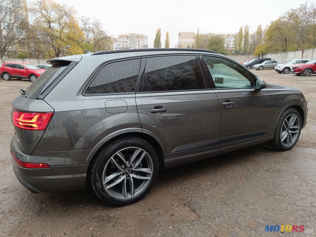 2018' Audi Q7 photo #5