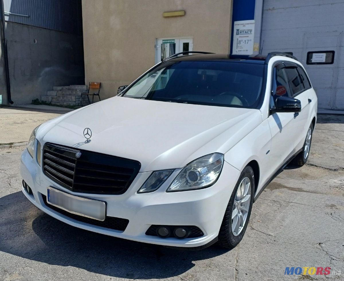 2011' Mercedes-Benz E Класс photo #5