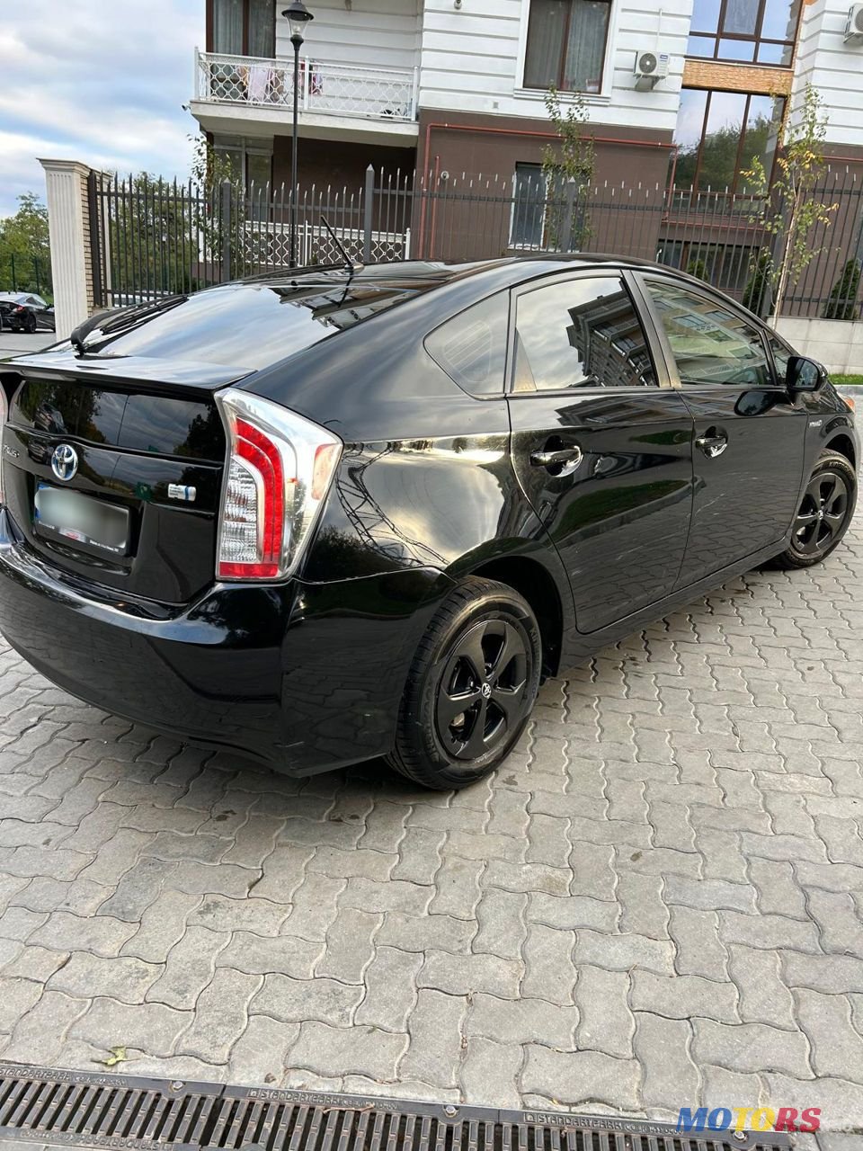 2015' Toyota Prius photo #2