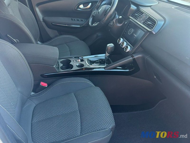 2020' Renault Kadjar photo #6
