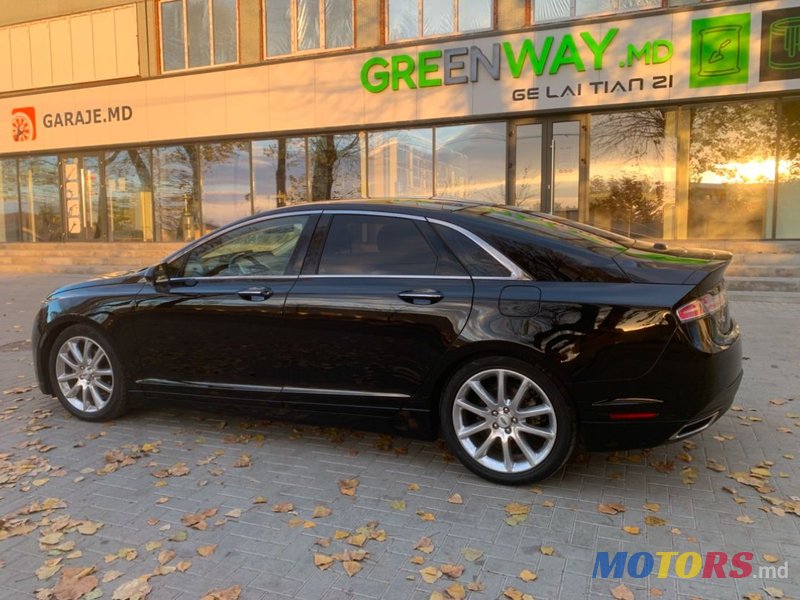 2016' Lincoln MKZ photo #6