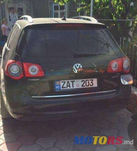 2009' Volkswagen Passat photo #1