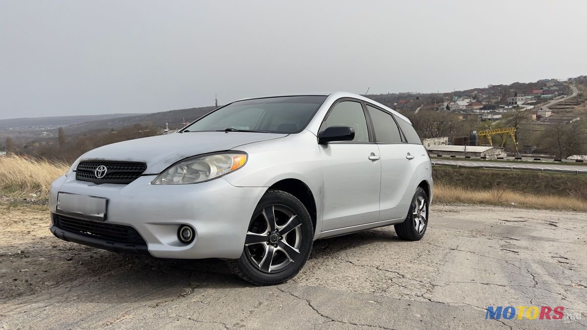 2007' Toyota Matrix photo #1