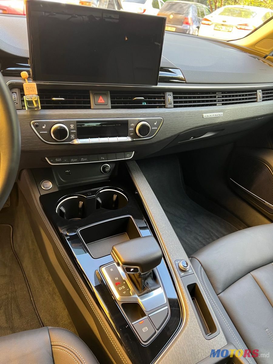 2022' Audi A4 photo #4