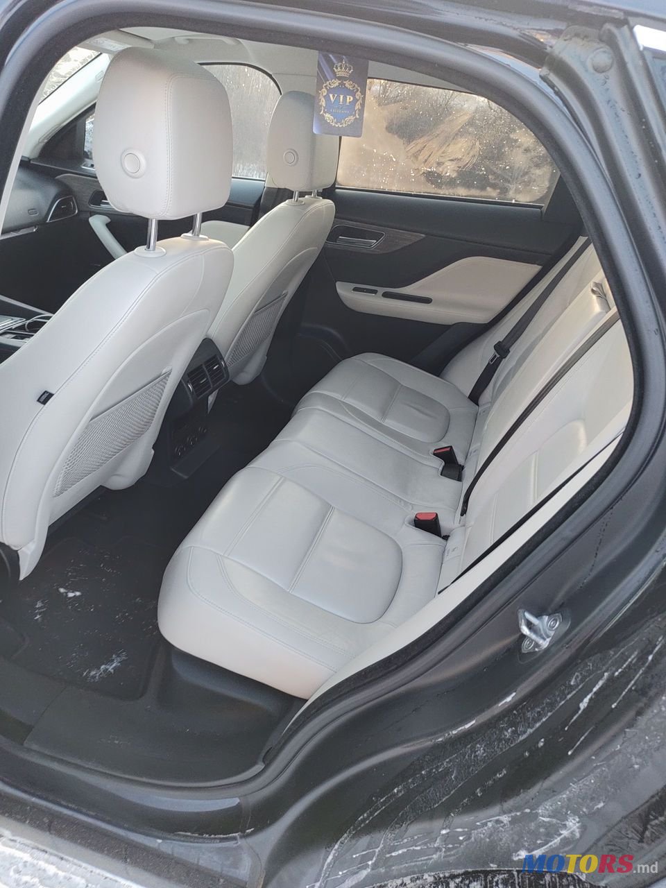 2017' Jaguar F-Pace photo #3