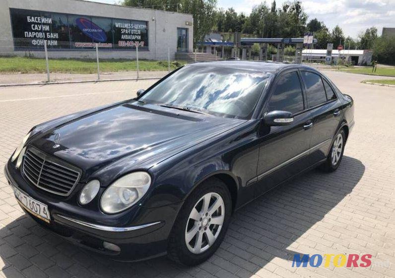 2005' Mercedes-Benz E photo #1