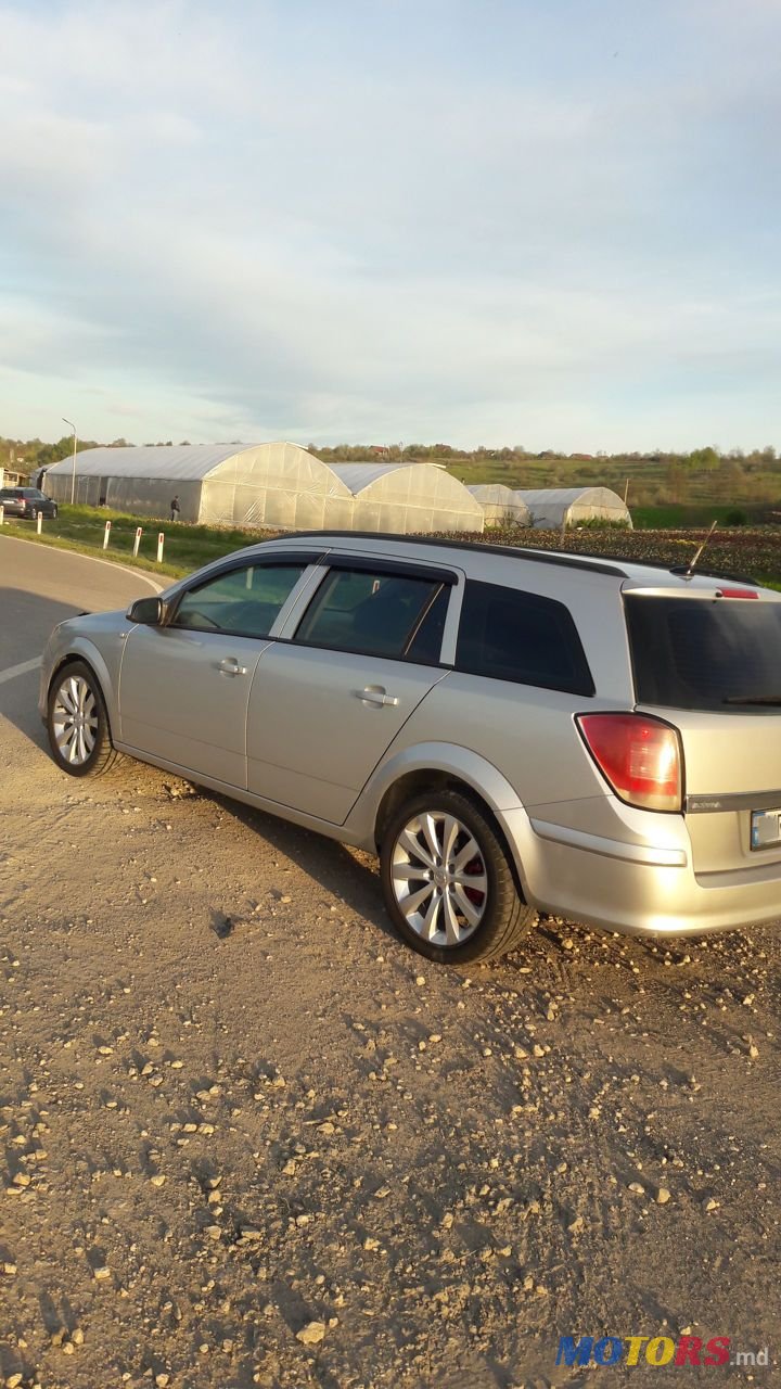 2005' Opel Astra photo #6