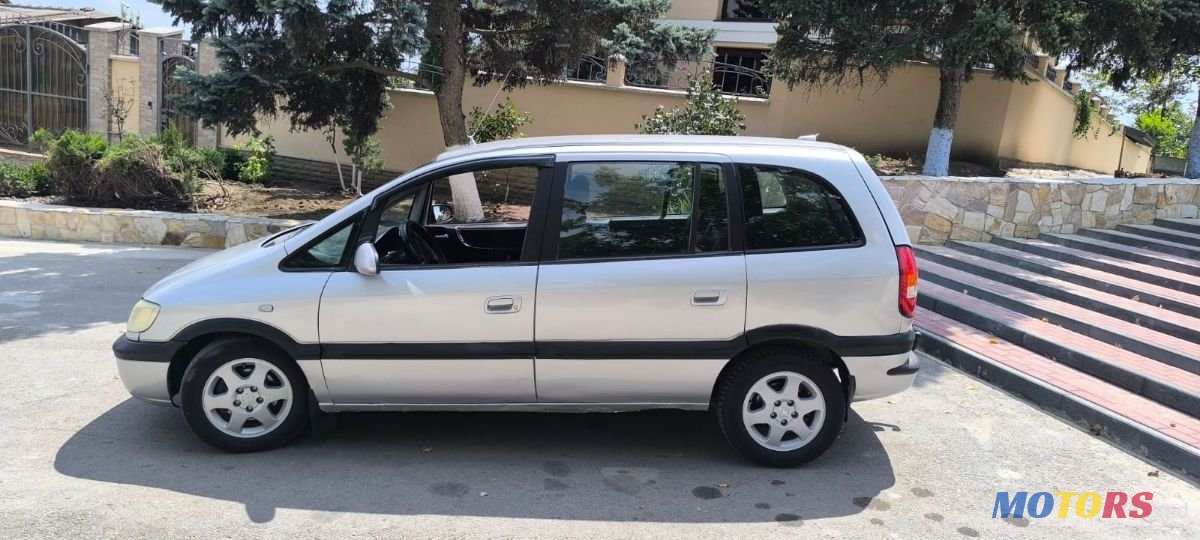 2004' Opel Zafira photo #4