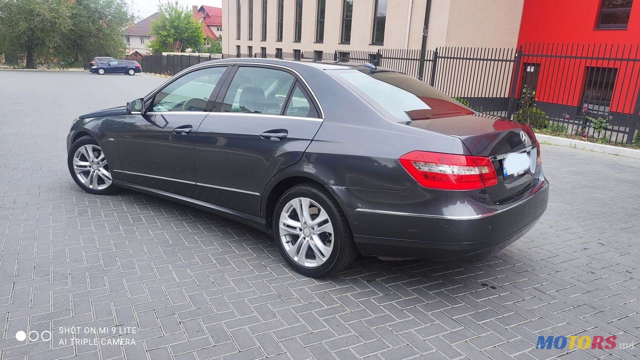 2009' Mercedes-Benz E Класс photo #5