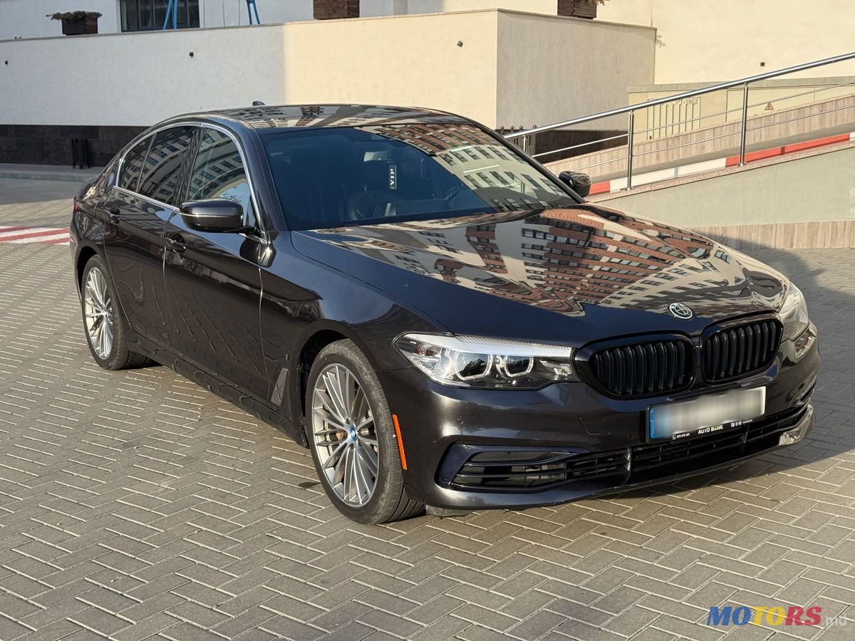 2019' BMW 5 Series photo #4