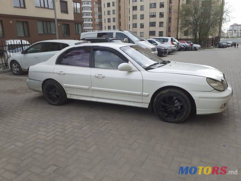 2003' Hyundai Sonata photo #3