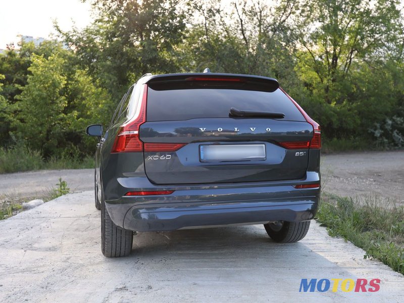 2022' Volvo XC60 photo #3