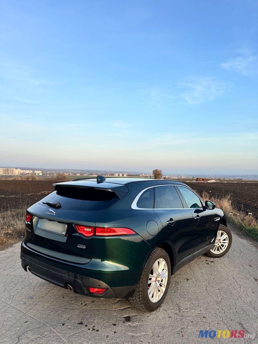 2018' Jaguar F-Pace photo #2
