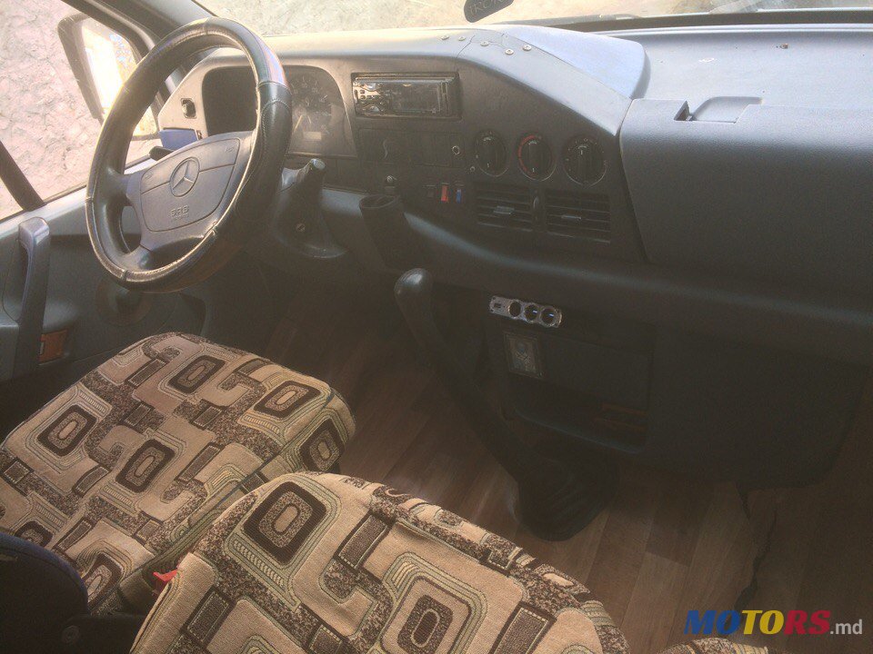 1998' Mercedes-Benz 310D photo #4