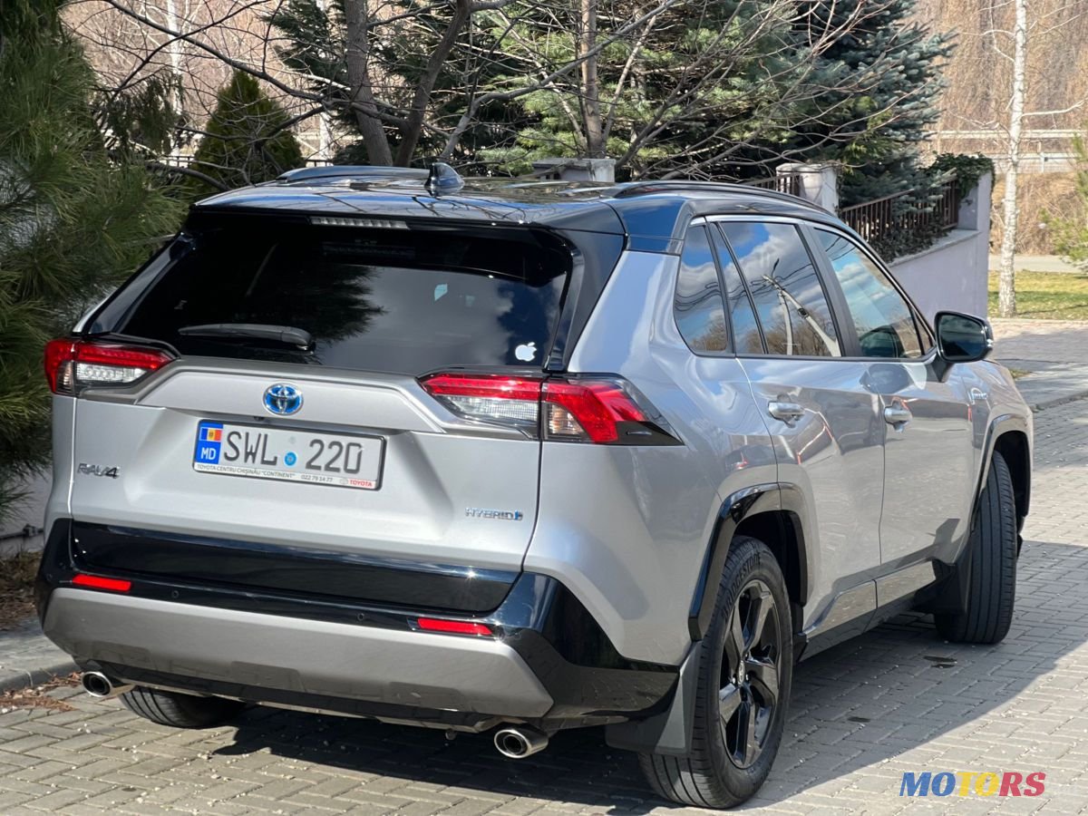 2020' Toyota RAV4 photo #4