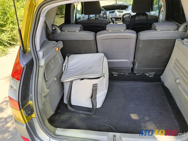 2004' Renault Scenic photo #6