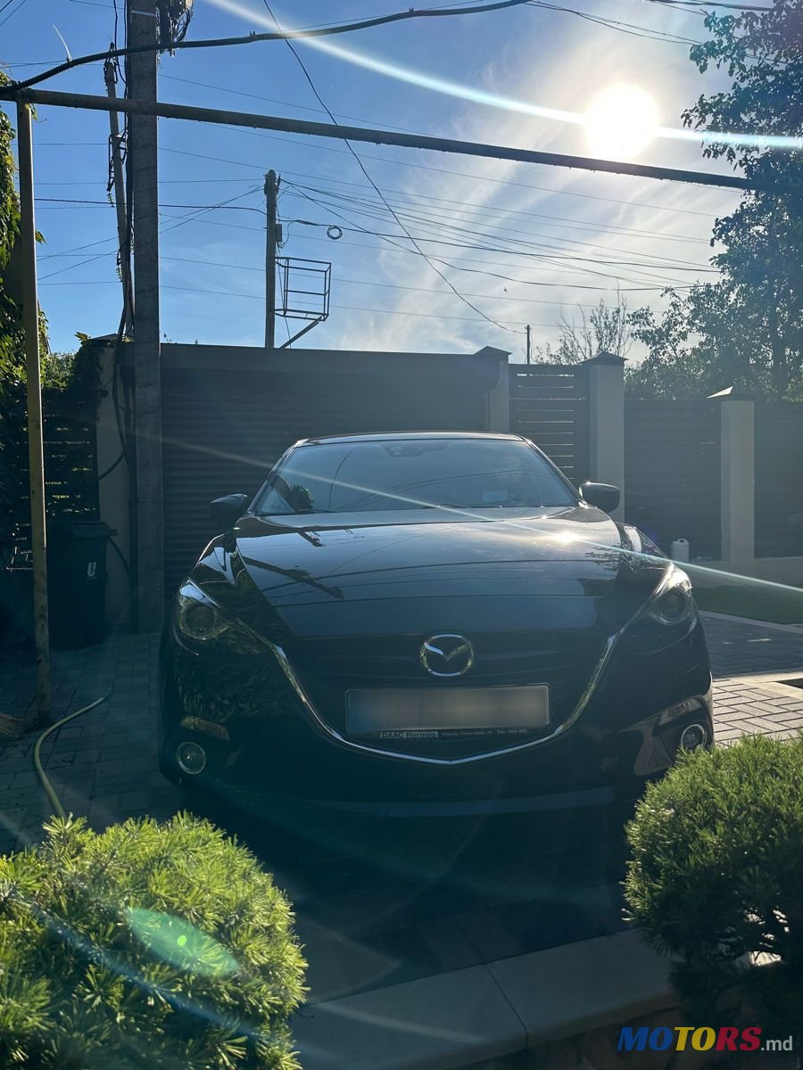 2015' Mazda 3 photo #2