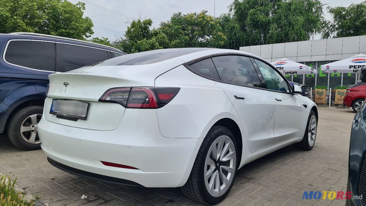 2021' Tesla Model 3 photo #2