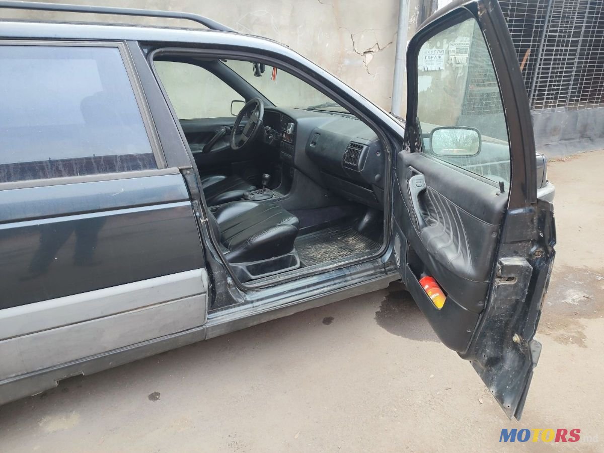 1993' Volkswagen Passat photo #4