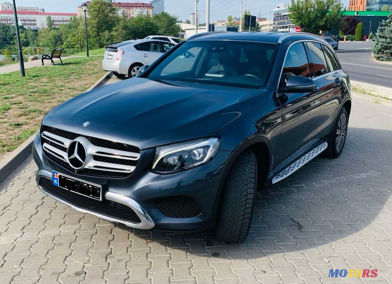 2016' Mercedes-Benz Glc photo #6