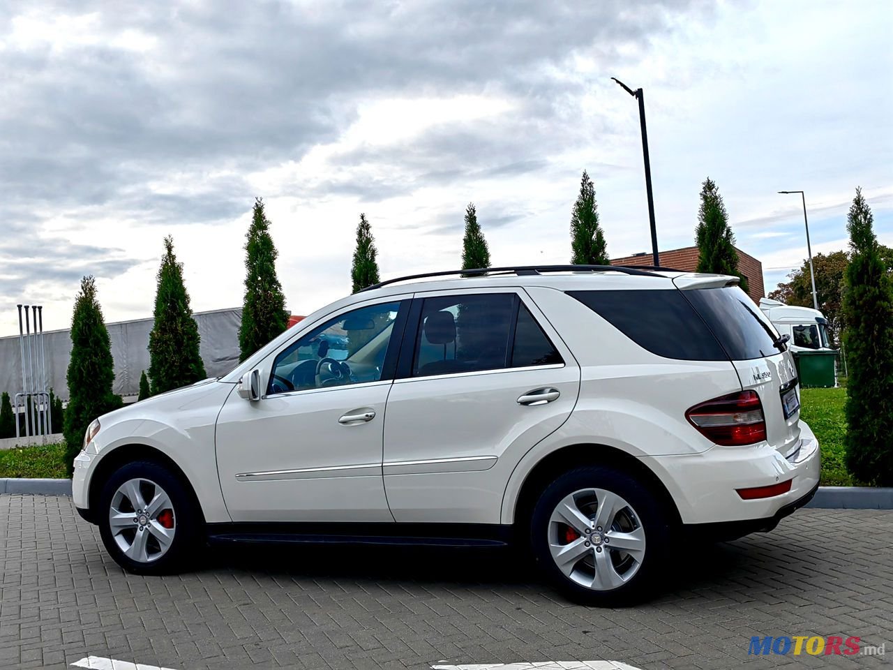 2010' Mercedes-Benz M Класс photo #4