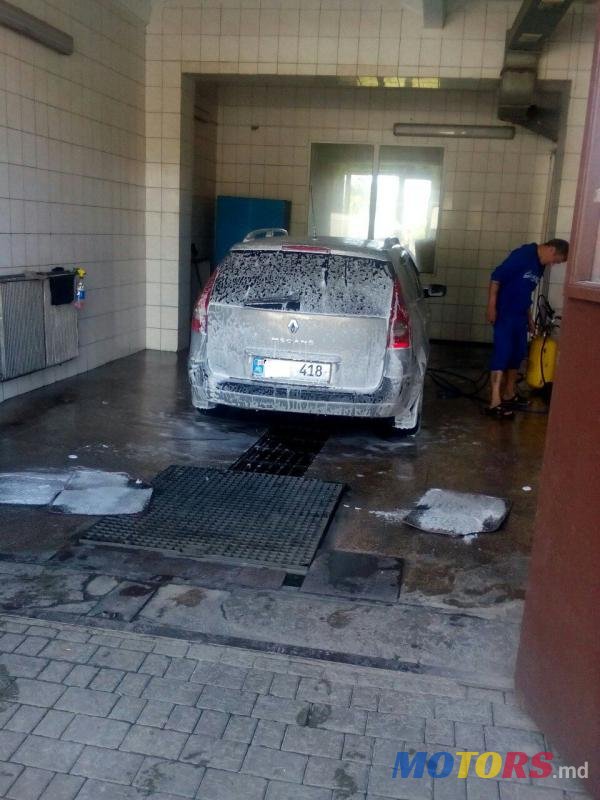 2004' Renault Megane photo #2