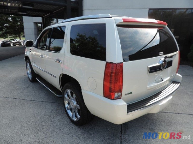 2012' Ford Explorer photo #5