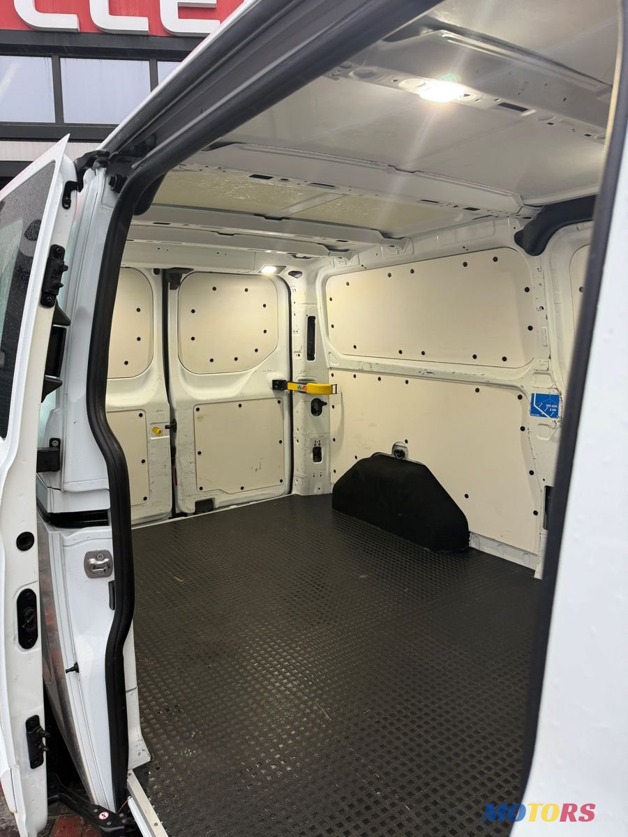 2021' Ford Transit Custom photo #5